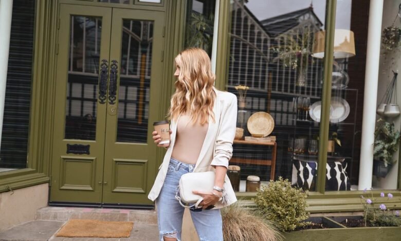 Effortless Style: The Practical Guide to Dressing With Ease